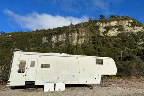 Photo of property in 13 Nikau Heights, Little Wanganui, Karamea, 7893