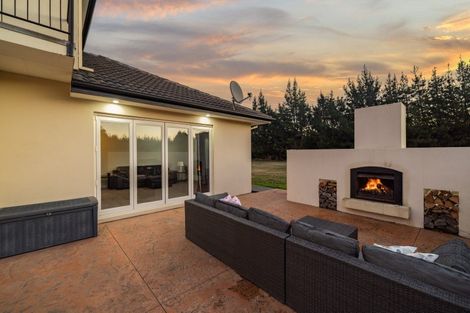 Photo of property in 16 Harpers Road, Loburn, Rangiora, 7472