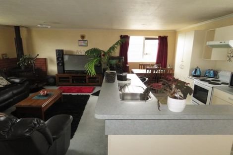 Photo of property in 74 Newbie Street, Heidelberg, Invercargill, 9812