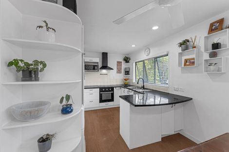 Photo of property in 120b Triangle Road, Massey, Auckland, 0614