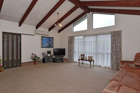 Photo of property in 74 Anglesea Avenue, Parklands, Christchurch, 8083