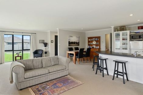 Photo of property in 51 Hamon Place, Pukehangi, Rotorua, 3015