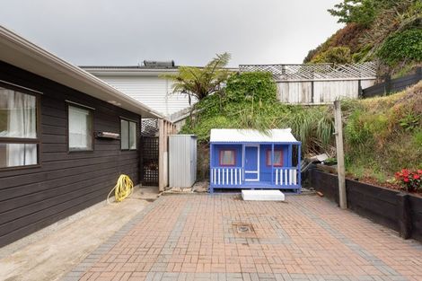 Photo of property in 22 Kilsyth Street, Karori, Wellington, 6012