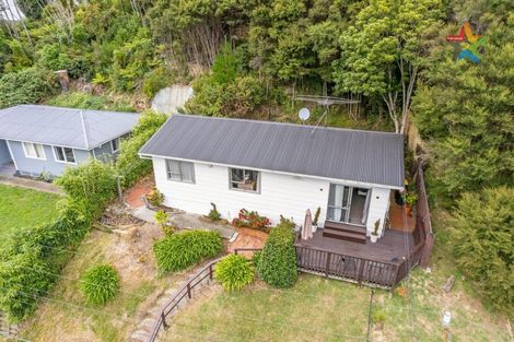 Photo of property in 4 John Street, Stokes Valley, Lower Hutt, 5019