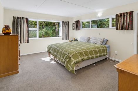 Photo of property in 10 Seaview Crescent, Picton, 7220