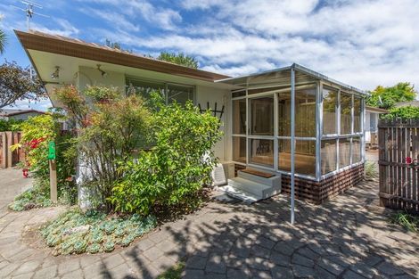 Photo of property in 2/5a Brogar Place, Casebrook, Christchurch, 8051