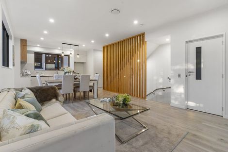 Photo of property in 8/14 Williamson Avenue, Belmont, Auckland, 0622