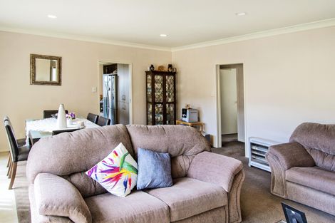 Photo of property in 27 Turnberry Drive, Wattle Downs, Auckland, 2103