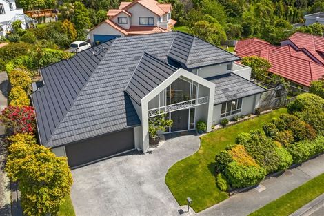 Photo of property in 9 Lanyon Place, Whitby, Porirua, 5024