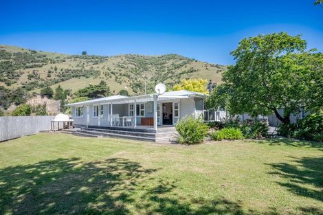 Photo of property in 1200 Okains Bay Road, Okains Bay, 7583