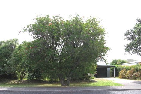 Photo of property in 36 Toroa Street, Torbay, Auckland, 0630