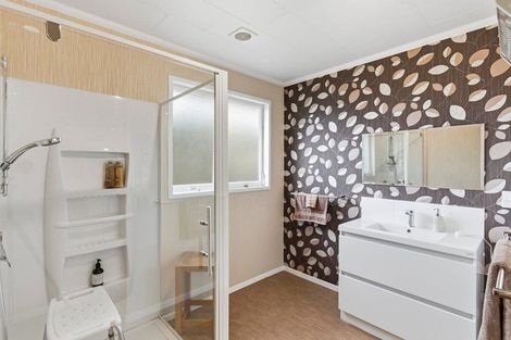 Photo of property in 44 Tui Road, Raumati Beach, Paraparaumu, 5032