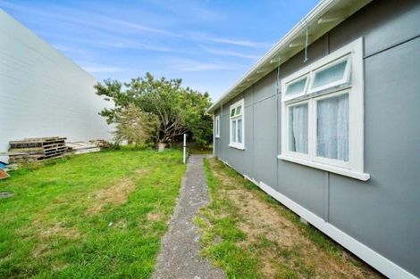 Photo of property in 54 Egmont Street, Kaponga, Hawera, 4679