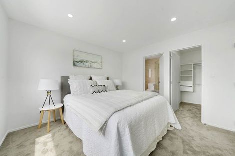 Photo of property in 14b Friesian Drive, Mangere, Auckland, 2022