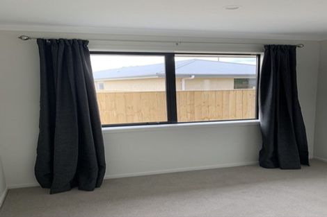 Photo of property in 2 Tarata Grove, Lansdowne, Masterton, 5810