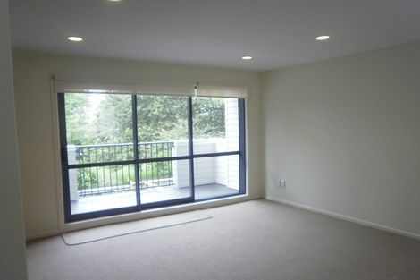 Photo of property in 120 Grafton Road, Grafton, Auckland, 1010