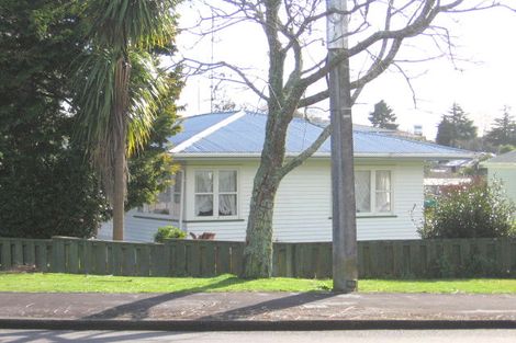 Photo of property in 16 Houchens Road, Glenview, Hamilton, 3206