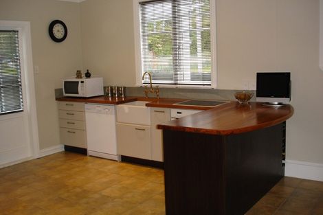 Photo of property in 17 Ironside Road, Johnsonville, Wellington, 6037