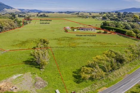 Photo of property in 97 Te Horo Beach Road, Te Horo, Otaki, 5581