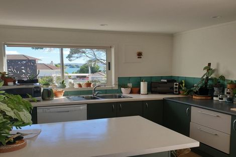 Photo of property in 96 Wharf Road, Clarks Beach, Pukekohe, 2679