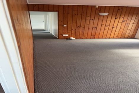 Photo of property in 23 Yearsley Place, Manurewa, Auckland, 2102