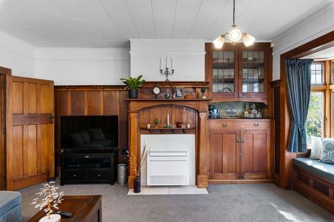 Photo of property in 102 Somerfield Street, Somerfield, Christchurch, 8024