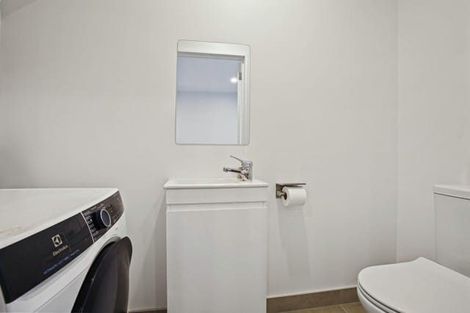 Photo of property in 28 Ivy Nola Way, Henderson, Auckland, 0612