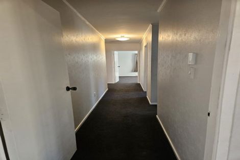 Photo of property in 12 Pentland Place, Highlands Park, New Plymouth, 4312