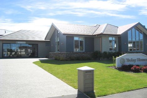 Photo of property in 5 Applefield Court, Northwood, Christchurch, 8051