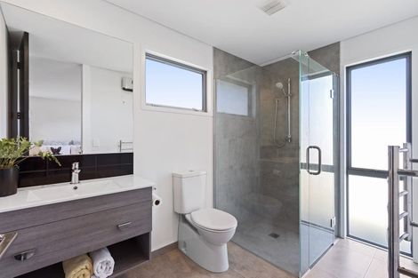 Photo of property in 33 Prestons Park Drive, Marshland, Christchurch, 8083