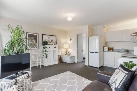 Photo of property in 3n Mountain Road, Mount Wellington, Auckland, 1060