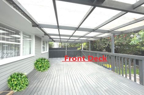 Photo of property in 58 Castleford Street, Green Bay, Auckland, 0604