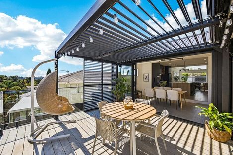 Photo of property in 6 Blacks Road, Greenhithe, Auckland, 0632