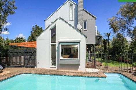 Photo of property in 53 Hooker Avenue, Chedworth, Hamilton, 3210