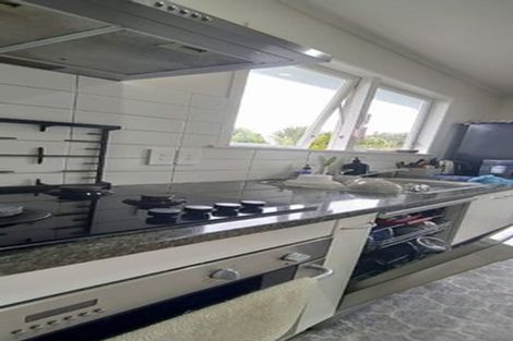 Photo of property in 3 Minton Place, Manurewa, Auckland, 2102