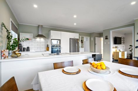 Photo of property in 76 Raleigh Street, Leamington, Cambridge, 3432