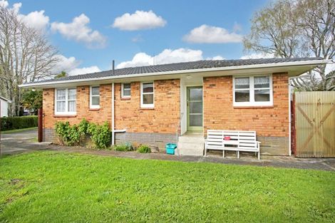 Photo of property in 108 Settlement Road, Papakura, 2110
