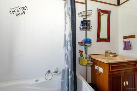 Photo of property in 14 Waimate Highway, Saint Andrews, 7988