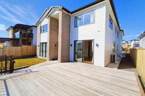 Photo of property in 4 Dungloe Avenue, Flat Bush, Auckland, 2019