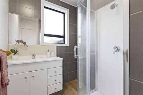 Photo of property in 50 Hooker Avenue, Bryndwr, Christchurch, 8053