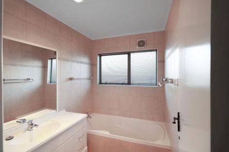 Photo of property in 50b Whites Line West, Woburn, Lower Hutt, 5010