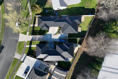 Photo of property in 4/59 Oakfield Crescent, Pukete, Hamilton, 3200