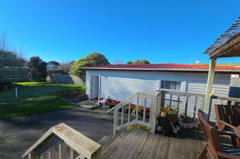 Photo of property in 65 Phillips Street, Sanson, 4817