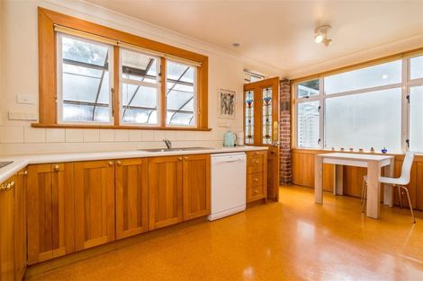 Photo of property in 10 Brown Street, Dunedin Central, Dunedin, 9016