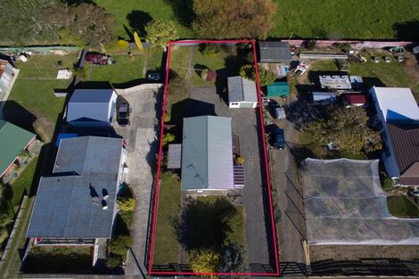 Photo of property in 30 Avenue Road, Foxton, 4814