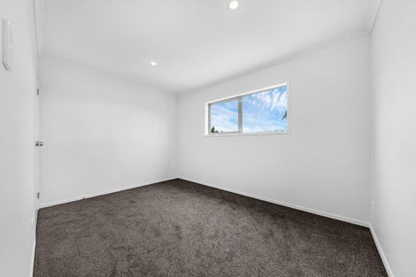 Photo of property in 5 Frank Evans Place, Henderson, Auckland, 0610