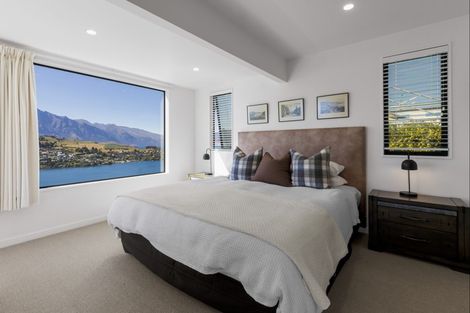 Photo of property in 5 Sunrise Lane, Queenstown, 9300