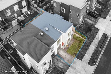 Photo of property in 10 Waimoana Close, Massey, Auckland, 0614