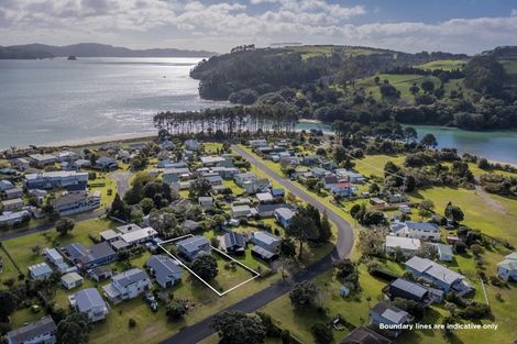 Photo of property in 62 Oyster Drive, Cooks Beach, Whitianga, 3591