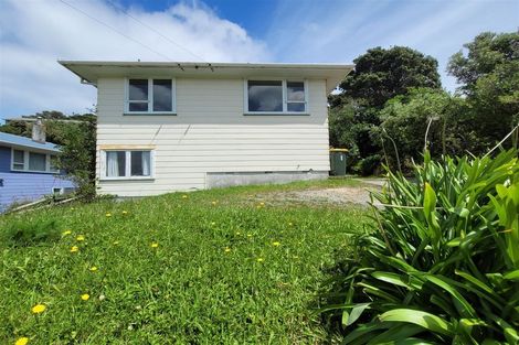 Photo of property in 21 Arene Grove, Titahi Bay, Porirua, 5022